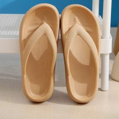 1 Pair Of Girls Foam Slippers Children Boys Outdoor Anti-Slip Comfortable Breathable EVA Stylish Slippers For Summer