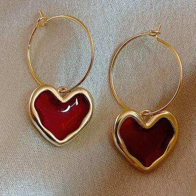 1pair Vintage Elegant Alloy Wine Red Heart Shaped Earrings For Women, New Year’S Day And Valentine’s Day Gift