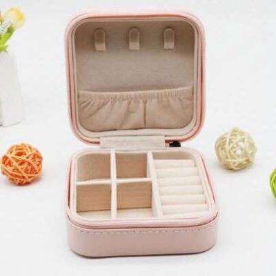 1pc Portable Jewelry Organizer Storage Case, Minimalist Multi-Grid Jewelry Storage Box For Travel, Gift For Valentine’s Day