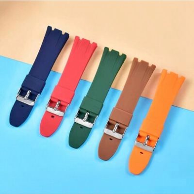 1pc Unisex Fashion Breathable Fit Soft Silicone 26mm Watch Band High Tensile Square Stainless Steel Buckle