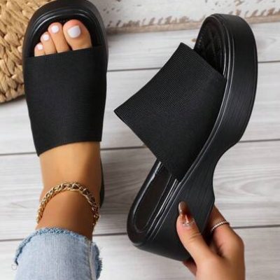 Fashionable Breathable Mesh Wedge Slipper With Plaid Patterned Design For Spring/Summer 24, Comfortable And Casual Women’s Slipper