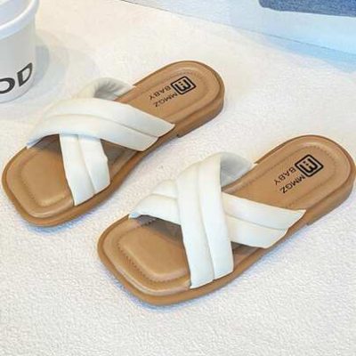 Fashionable Children Slippers With Flat Soles, Lightweight And Trendy Cross Straps For Girls