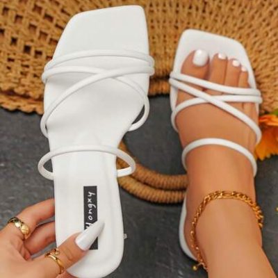 Fashionable Outdoors White Flat Slippers for Women, Criss Cross Plain Artificial Leather Open Toe Slide Sandals