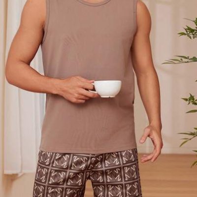 Men’s Plain Round Neck Vest And Letter Print Shorts Homewear Set