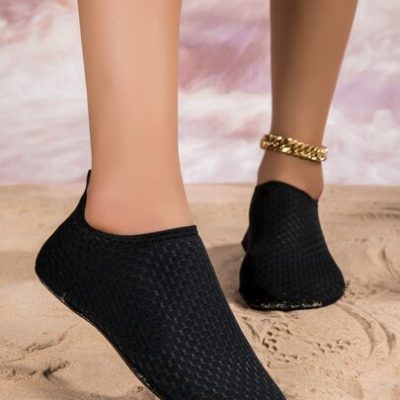 New Beach Shoes Wading Upstream Shoes Non-Slip Water Socks Swimming Shoes Breathable Treadmill Soft Shoes Black