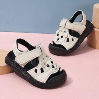 New Boys” Hollowed-Out Beach Sports Sandals, Outdoor Party All-Match Simple Home Sports School Street Magic Sticker