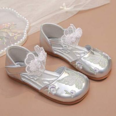 One Pair Of Girls Summer Sandals Soft Bottom Embroidered Princess Shoes With Heel