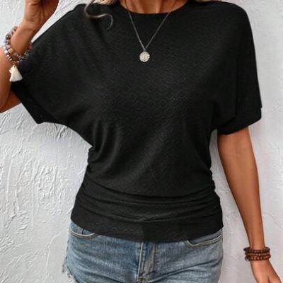 SHEIN LUNE Solid Textured Bat Sleeve T-Shirt For Spring/Summer Music Festival