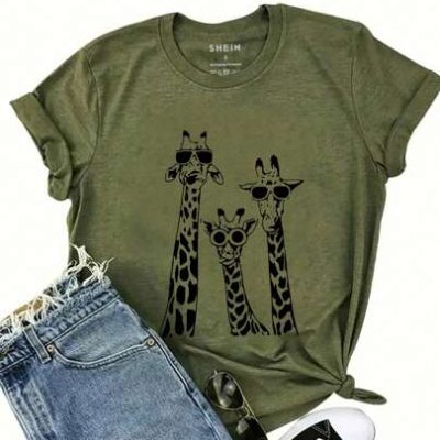 SHEIN LUNE Women’s Giraffe Printed T-Shirt