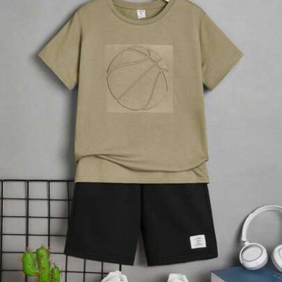 SHEIN Teen Boy Casual Sports Basketball 3D Print T-Shirt And Shorts Set