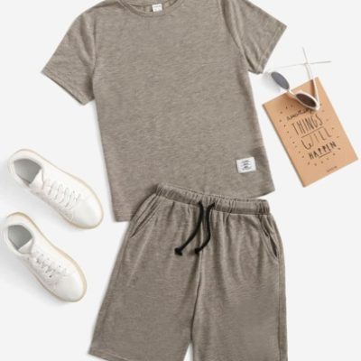 SHEIN Tween Boy Letter Patched Tee & Drawstring Shorts Set