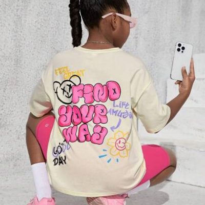 SHEIN Tween Girl Slogan & Cartoon Graphic Drop Shoulder Tee