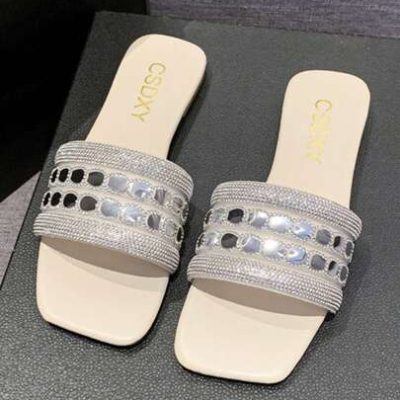 Women Slippers Fashion Crystal Flat Bottom Slides Teen Girls Fashionable Slippers