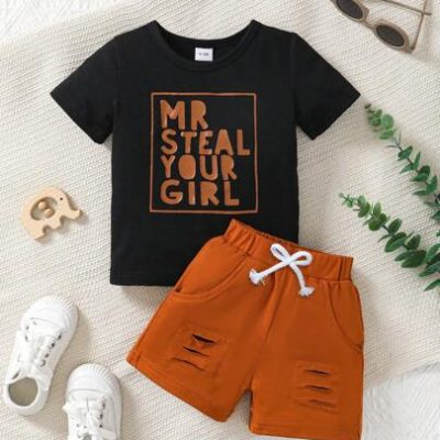 Young Boy Summer Slogan Printed Short-Sleeved T-Shirt And Pocketed Distressed Brown Shorts Outfit